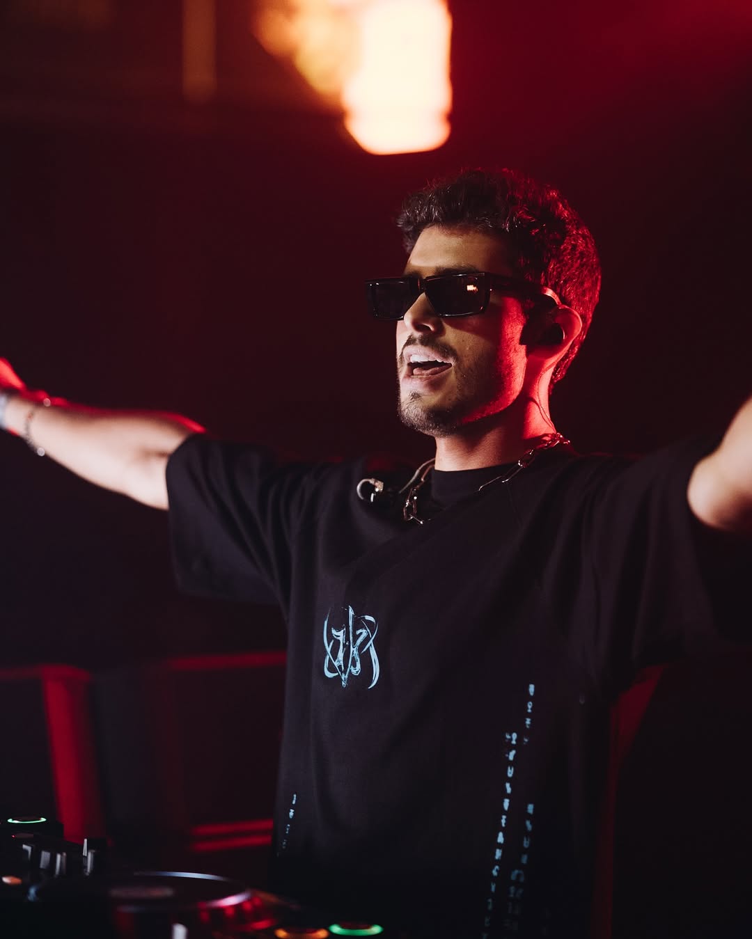 Público em show do Ariel B